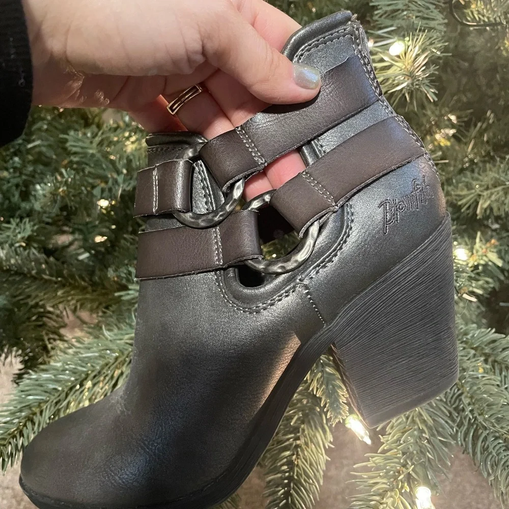 Blowfish booties - Picture 9 of 12